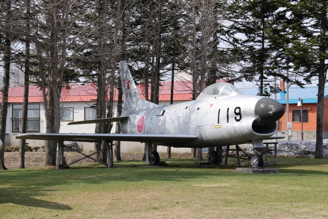 航空自衛隊 F-86Dの展示機 - 用廃機ハンターが行く！